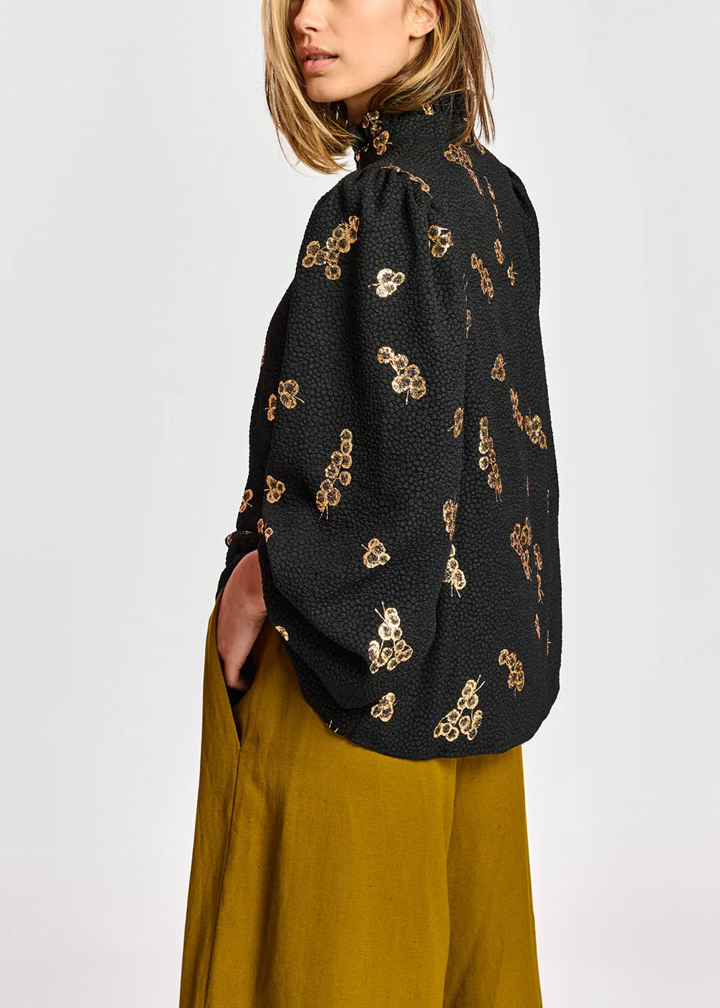 Adries ruffle collar top