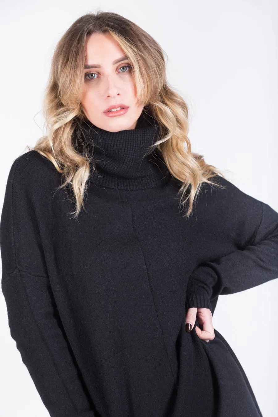 Asymmetric turtleneck knit tunic wholesale