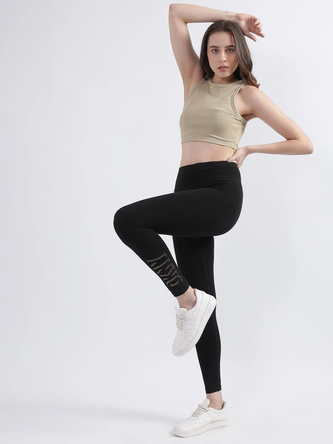 DKNY Women Black Solid Fitted Leggings