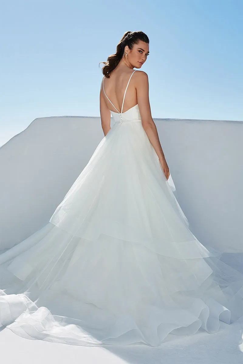 Henri Tiered Graceful Tulle Wedding Dress