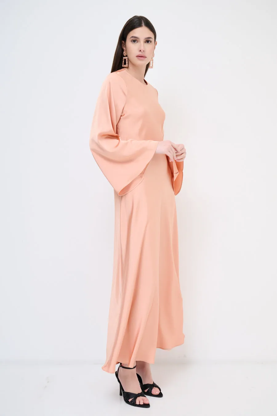 Long-sleeve flowy maxi dress wholesale