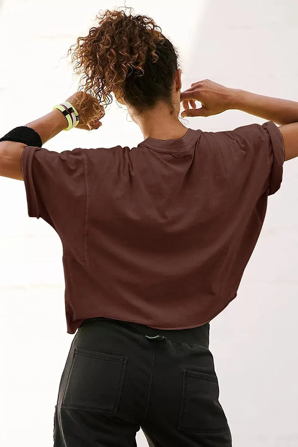 Medium Oversized Workout Crop Tops for Women - Soft, Breathable Gym Wear