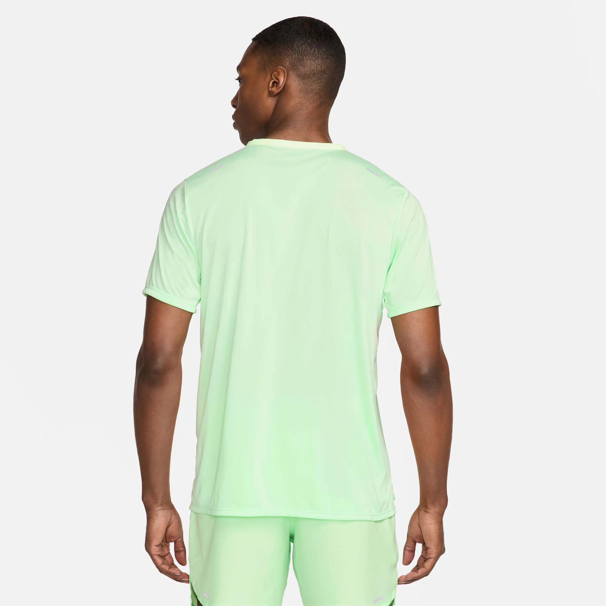Nike | Men's Rise 365 Dri-FIT Short-Sleeve Running Top - Vapor Green