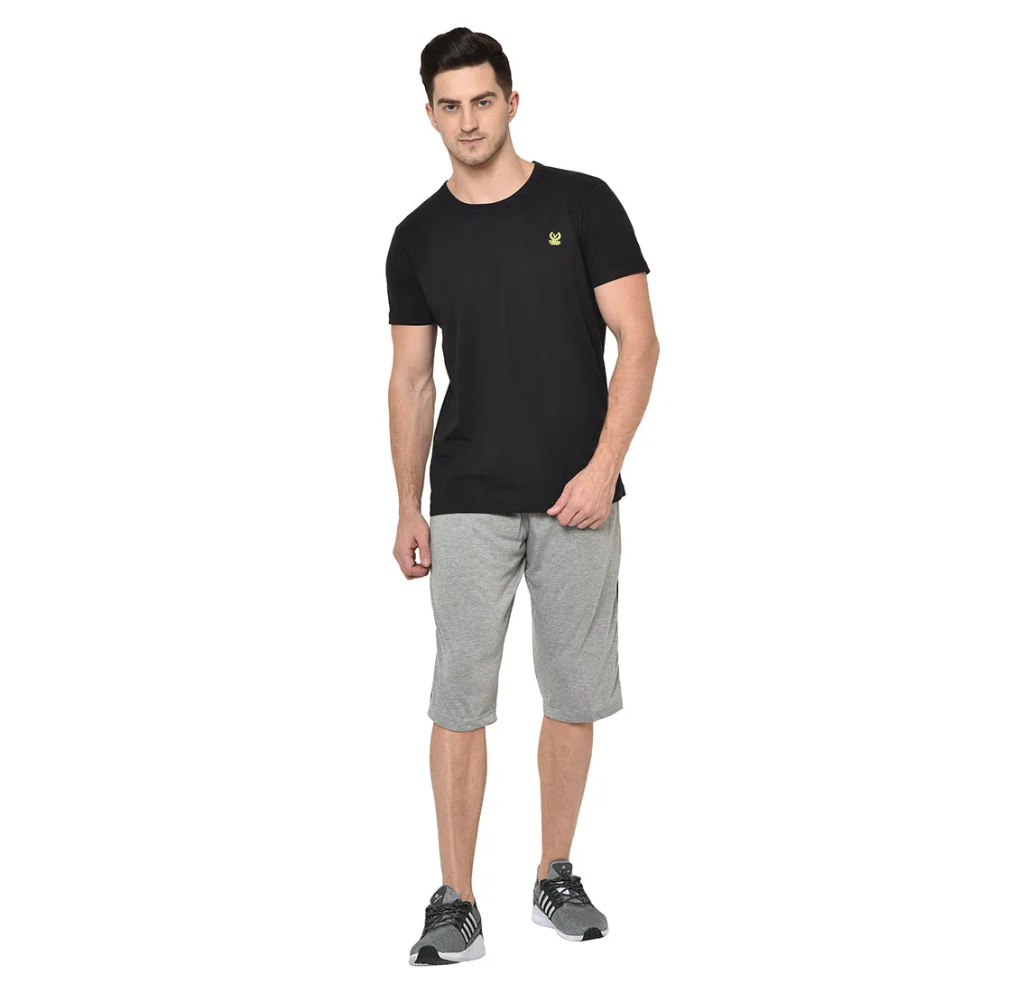 Vimal Jonney Cotton Blended Regular Fit Grey 3/4th Capri For Men