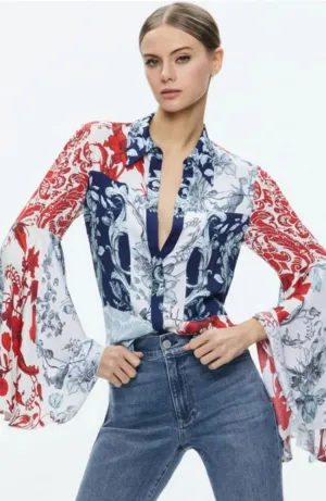 Willa Fitted Bellsleeve Top