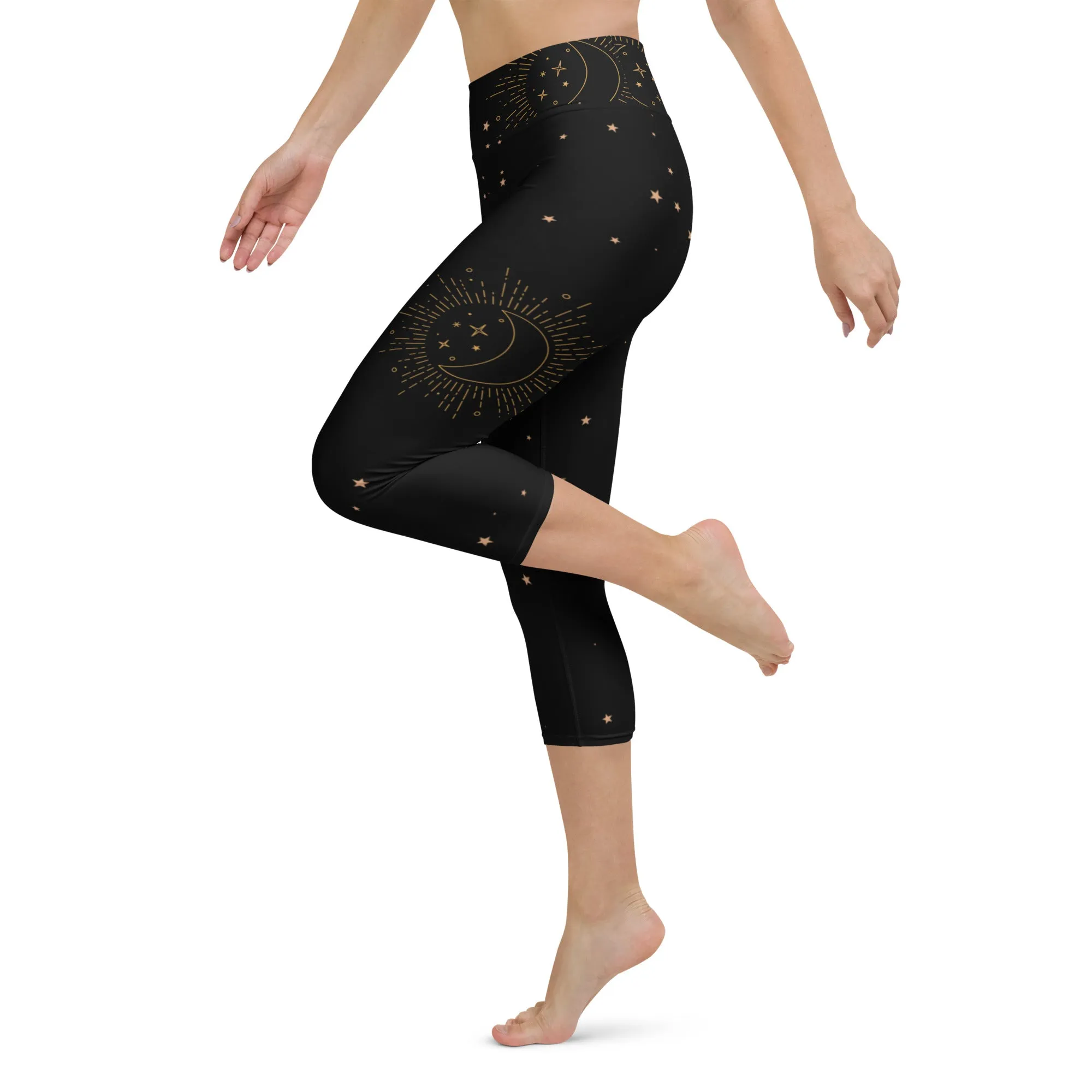 Women's star print black capri