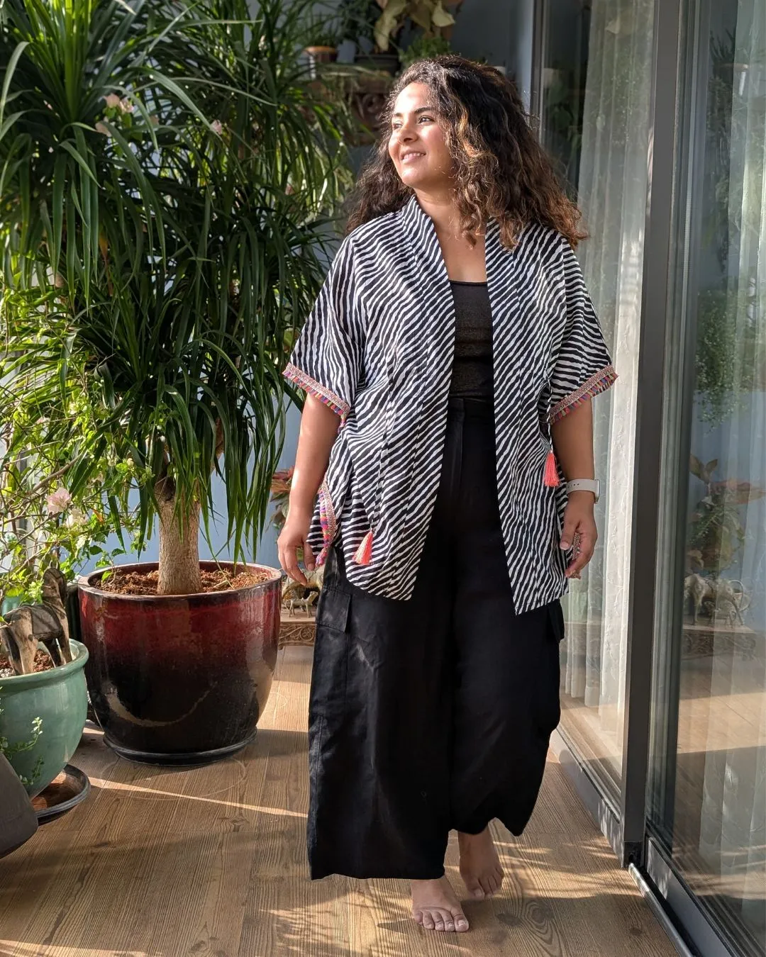 Women's Summer Shrug | Leheriya Black